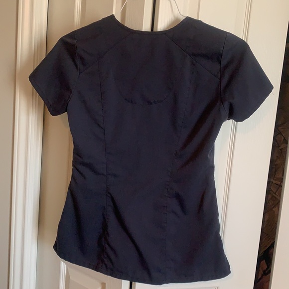 Grey’s Anatomy scrub top - Picture 3 of 3